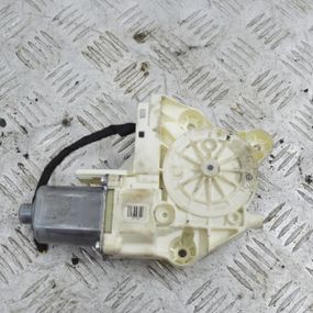 Моторчик склопідйомника передній правий Ford Focus II 2004-2011 Мотор скла правих дверей Форд 4M5T14553