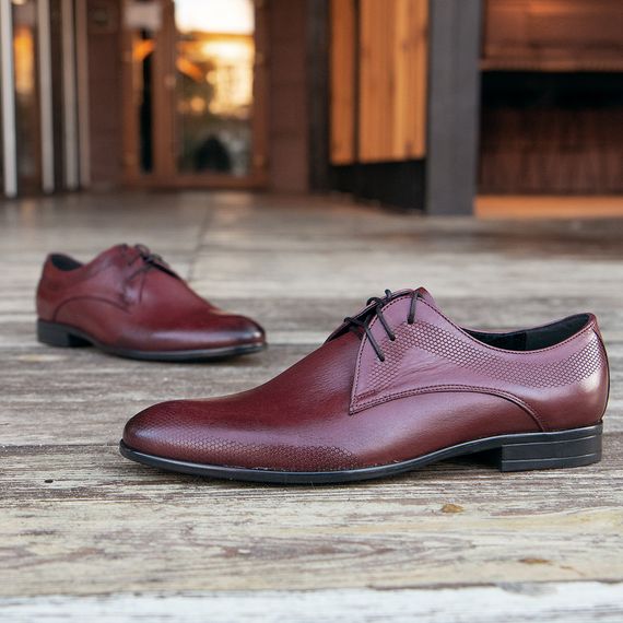 Стильные туфли бордового цвета 40 размер