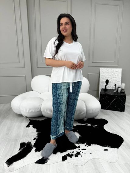 Жіноча піжама костюм для дому з футболкою та штанами  PLUS SIZE | Зображення 5