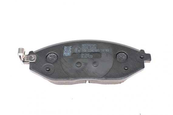 Колодки тормозные передние Chevrolet Spark 1.0-1.2 i 10- ADG042141 | Зображення 1