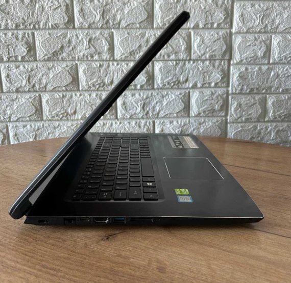 Ноутбук Acer Aspire A517-51G 17,3" FHD IPS i5 7200U 8Gb SSD 256Gb NVidia 940MX Б/В | Зображення 3
