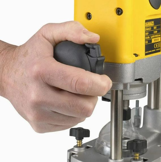 Фрезер мережевий DeWalt DW621KT | Зображення 2