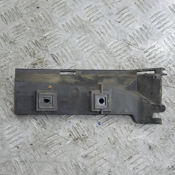Кронштейн заднього бампера лівий Volvo V50 2004-2012 Кріплення бампера заднє ліве Вольво в50 30764179 | Зображення 1