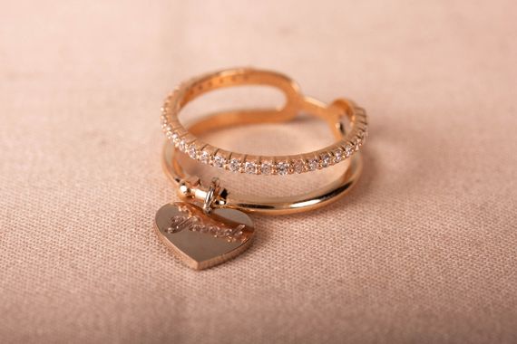 Кольцо из желтого и белого золота с сердечком 16 | Зображення 9