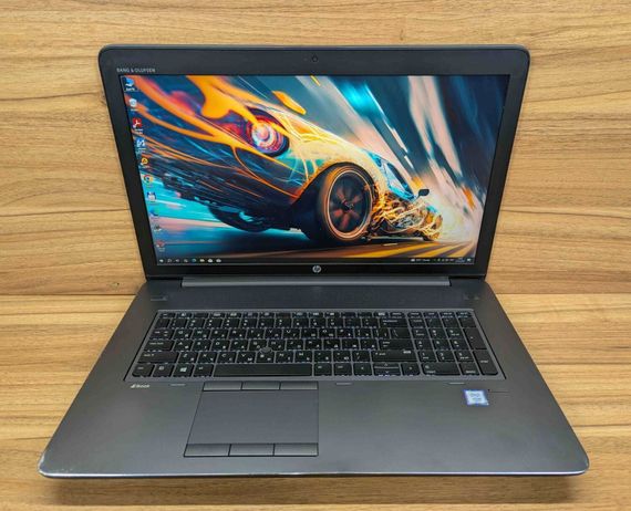 Мобильная рабочая станция Б-класс HP zBook 17 G4 / 17.3" (1920x1080) IPS / Xeon E3-1535M v6 (4 (8) ядра по 3.1 - 4.2 GHz) / 32 GB DDR4 / 512 GB SSD / Quadro P4000, 8 GB GDDR5, 256-bit / WebCam / TouchID / Windows 10 б/у + Подарок Беспроводная мышь / USB | Зображення 1