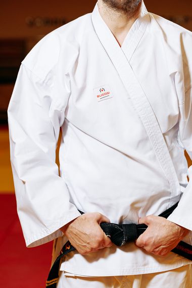 Біле кімоно для хлопців/чоловіків, карате, TM BUDOGI, зріст 180 см, щільність 240 гр/м.кв. | Зображення 2