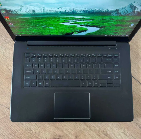 Ноутбук Сенсорний Samsung NP940 15.6" 4K IPS i7 6700HQ 16Gb SSD 512Gb GTX 950M Б/В | Зображення 4