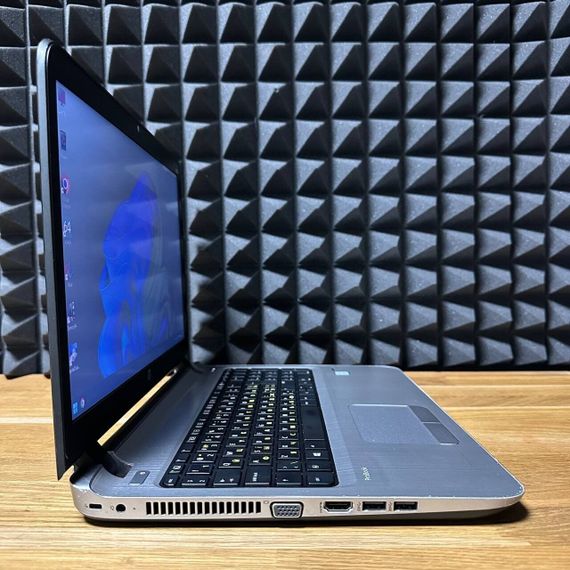 Ноутбук HP ProBook 450 G3 / 15.6" (1366x768) TN / Intel Core i5-6200U (2 (4) ядра по 2.3 - 2.8 GHz) / 8 GB DDR3 / 256 GB SSD / Intel HD Graphics 520 / WebCam б/у | Зображення 4