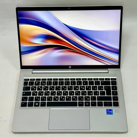 Ультрабук Б-клас HP ProBook 640 G8 / 14" (1920x1080) IPS / Intel Core i5-1135G7 (4 (8) ядра по 4.2 GHz) / 16 GB DDR4 / 256 GB SSD / Intel Iris Xe Graphics / WebCam / Windows 11 Pro б/в | Зображення 2