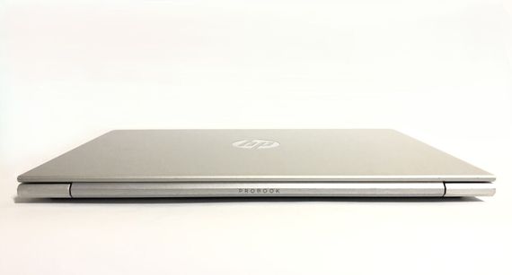 Ультрабук HP ProBook 430 G8 / 13.3" (1366x768) TN / Intel Core i3-1115G4 (2 (4) ядра по 4.1 GHz) / 8 GB DDR4 / 128 GB SSD / Intel UHD Graphics / WebCam / Win 11 Pro б/у + Подарок  Новый флеш-накопитель Kingston 64GB | Зображення 2