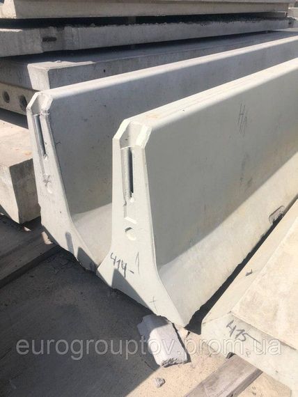 Блок железобетонный дорожного ограждения парапетного типа DB 80-6,0-К180S