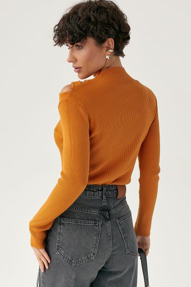 Лонг у рубчик з вирізами на плечі - теракотовий цвет, ONE SIZE (є розміри) | Зображення 1