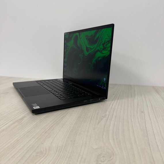 Ігровий ноутбук Razer Blade 15 RZ09-0369 / 15.6" (1920x1080) IPS / Intel Core i7-10750H (6 (12) ядер по 2.6 - 5.0 GHz) / 16 GB DDR4 / 512 GB SSD NVMe / nVidia GeForce RTX 3070, 6 GB GDDR6, 256-bit / WebCam б/в | Зображення 4