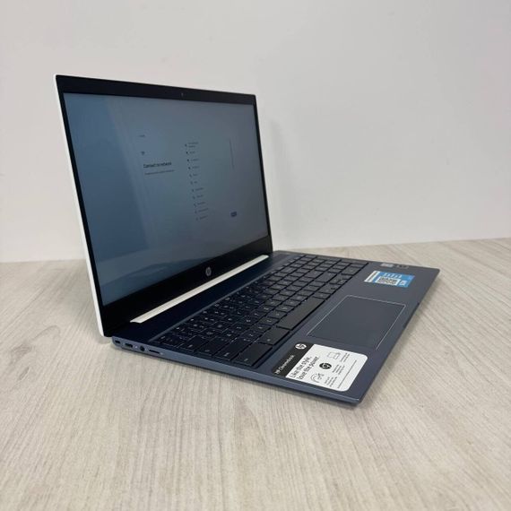 Ноутбук HP Chromebook 15-de0523dx White / 15.6" (1920x1080) IPS Touch / Intel Core i5-8250U (4 (8) ядра по 1.6 - 3.4 GHz) / 8 GB DDR4 / 128 GB SSD / Intel HD Graphics 620 / WebCam / Chrome OS б/у | Зображення 5