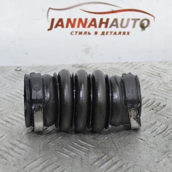 Патрубок інтеркуллера Peugeot 206 1.6 HDI 2004-2007 шланг інтеркулера Пежо 206 9680090680