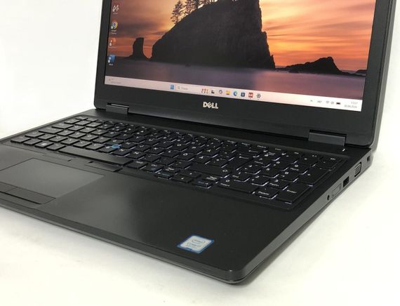 Ноутбук Б-класс Dell Latitude 5591 / 15.6" (1920x1080) IPS / Intel Core i7-8850H (6 (12) ядер по 2.6 - 4.3 GHz) / 16 GB DDR4 / 512 GB SSD NVMe / nVidia GeForce MX130, 2 GB DDR5, 64-bit / WebCam / Win 11 Pro б/у +Подаок Флеш-накопитель Kingston 64GB | Зображення 7