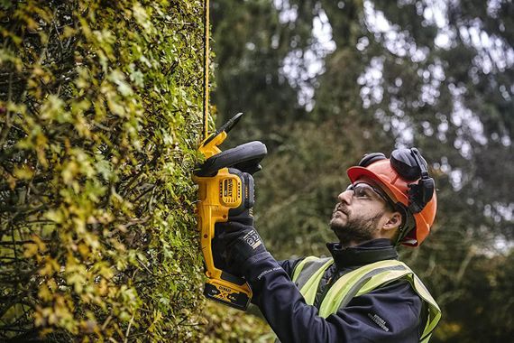 Кущоріз акумуляторний ніж 55мм DeWALT DCMHT563P1 | Зображення 4