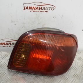 Ліхтар задній правий Toyota Yaris P10 1995-2005 хетчбек Фара стоп задня права Тойота Яріс