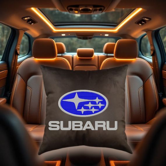 Авто Подушка c вишивкою логотипу марки субару subaru коричневий автомобілісту 02223