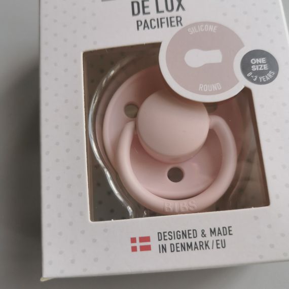 Соска пустушка Bibs De Lux Silicone Blossom 0-36 міс силіконова | Зображення 1