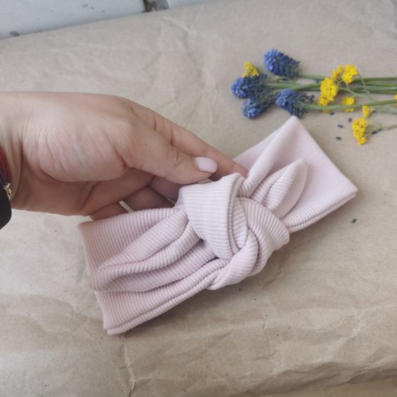 Пов'язка Тая ONE SIZE в блідо- рожевому кольорі