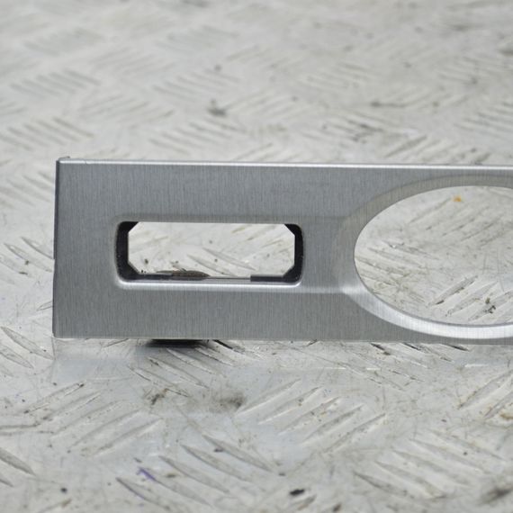 Рамка годинника Ford Mondeo III 2000-2007 декоративна накладка світло сірий Форд Мондео 3 4S71F044K08 | Зображення 1