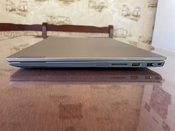 Ультрабук Lenovo ThinkBook 15-IIL / 15.6" (1920x1080) IPS / Intel Core i5-1035G1 (4 (8) ядра по 1.0 - 3.6 GHz) / 16 GB DDR4 / 256 GB SSD / Intel UHD Graphics / WebCam б/в | Зображення 5