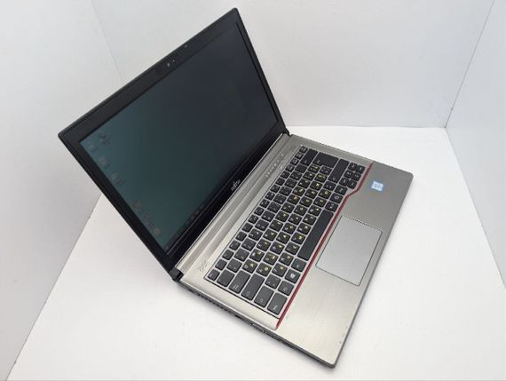 Ноутбук Fujitsu LifeBook E746 / 14" (1366x768) TN / Intel Core i5-6200U (2 (4) ядра по 2.3 - 2.8 GHz) / 8 GB DDR4 / 128 GB SSD / Intel HD Graphics 520 / WebCam б/у | Зображення 5
