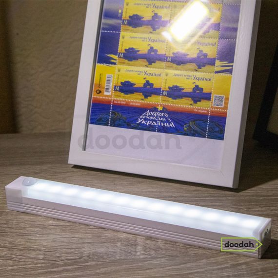 Акумуляторна LED лампа на магнітах із датчиком руху – Cozy UV/IR 200 | Зображення 2