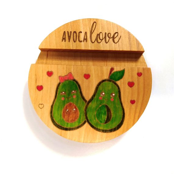 Підставка тримач під смартфон планшет Avoka love 10х10 см Майстерня містера Томаса Дерево лак