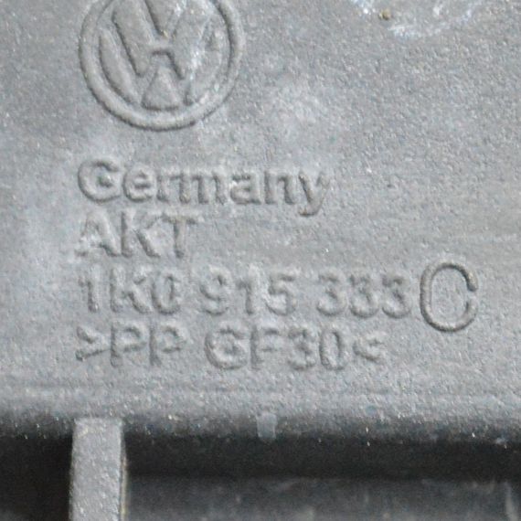 Кронштейн підставка акумулятора Skoda Octavia Superb Шкода Октавія Суперб 1K0915333C | Зображення 1