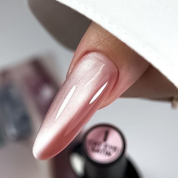 Гель-лак сатинова кішка Crooz №01 Satin Cat (перламутрово-рожевий) 8мл | Зображення 1