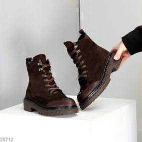 Шоколадні зимові замшеві черевики берці з дизайнерською нашивкою 41