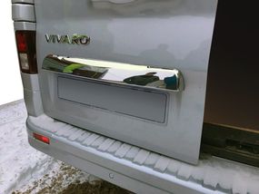 Планка над номером (нерж) OmsaLine - Итальянская нержавейка для Renault Trafic 2015-2024 гг