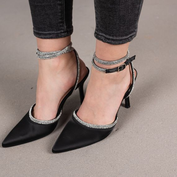 Женские босоножки Fashion Catherin 3974 40 размер 255 см Черный | Зображення 1