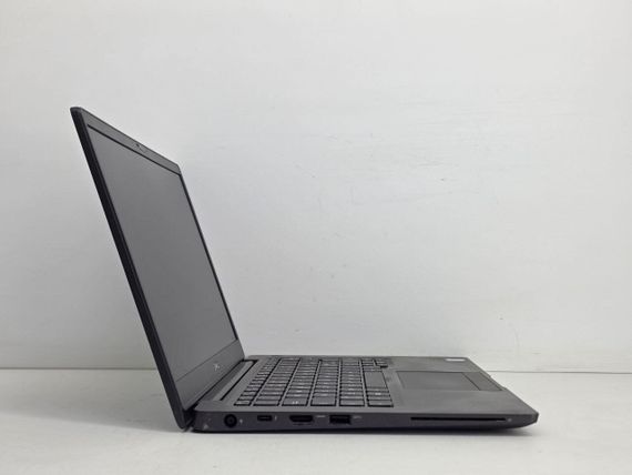 Ультрабук Б-класс Dell Latitude 7300 / 13.3" (1366x768) TN / Intel Core i5-8365U (4 (8) ядра по 1.6 - 4.1 GHz) / 8 GB DDR4 / 256 GB SSD / Intel UHD Graphics 620 / WebCam б/у | Зображення 3