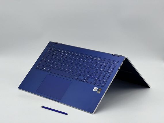 Ультрабук-трансформер Samsung GalaxyBook Flex NP950QCG -K01US / 15.6" (1920x1080) IPS Touch / Intel Core i7-1065G7 (4 (8) ядра по 1.3 - 3.9 GHz) / 12 GB DDR4 / 480 GB SSD / Intel Iris Plus Graphics / WebCam б/у + Подарок Беспроводная мышь HOCO GM28 | Зображення 4
