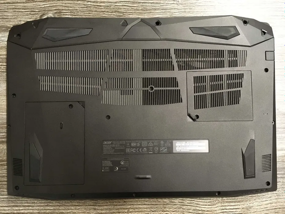 Ноутбук Acer Nitro AN515-42|15.6"FHD/RZN 5-2500U/16GB/RX-560X 4GB/128 SSD+1Tb | Зображення 2