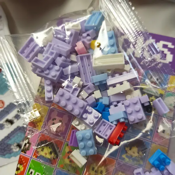 Конструктор BRICKS Лабубу LABUBU Фіолетовий, 3D конструктор 11 см, 151 деталей | Зображення 7