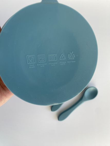 Глибока тарілка силіконова на присосці з приборами океан