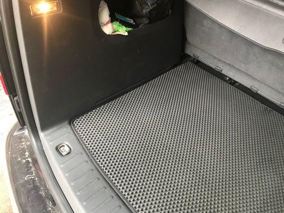 Килимок багажника стандарт (EVA, Чорний) для Volkswagen Caddy 2015-2020 рр | Зображення 2