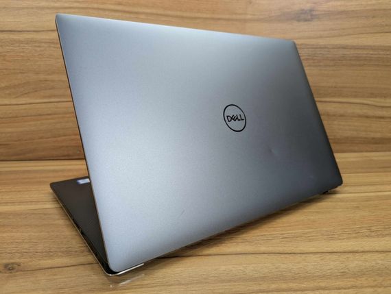 Мобільна робоча станція Dell Precision 5540 / 15.6" (1920x1080) IPS / Intel Core i7-9850H (6 (12) ядер по 2.6 - 4.6 GHz) / 16 GB DDR4 / 512 GB SSD / nVidia Quadro T2000, 4 GB GDDR5, 128-bit / WebCam / USB Type-C / Windows 10 б/в + Подарунок Миша / USB | Зображення 6