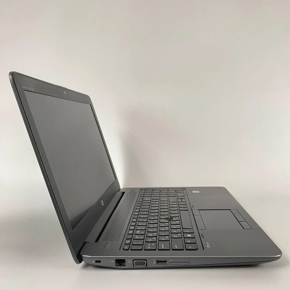 Мобильная рабочая станция Б-класс HP zBook 15 G3 / 15.6" (1920x1080) IPS / Intel Core i7-6820HQ (4 (8) ядра по 2.7 - 3.6 GHz) / 16 GB DDR4 / 275 GB SSD / nVidia Quadro M2000M, 4 GB GDDR5, 128-bit / WebCam / TouchID б/у + Подарок Беспроводная мышь / USB | Зображення 3