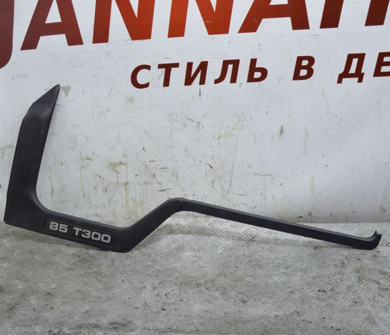 Молдинг скла передніх лівих дверей Ford Transit 6 2000-2006 Накладка дверей Форд Трансит YC1521117BFY