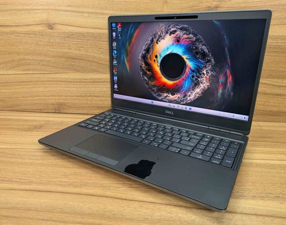 Мобільна робоча станція Б-клас Dell Precision 7560 / 15.6" (3840x2160) IPS / Intel Xeon W-11855M (6 (12) ядер по 3.2 - 4.9 GHz) / 32 GB DDR4 / 512 GB SSD / nVidia RTX A4000, 8 GB GDDR6, 256-bit / WebCam / Windows 11 б/в + Подарунок Бездротова миша | Зображення 5