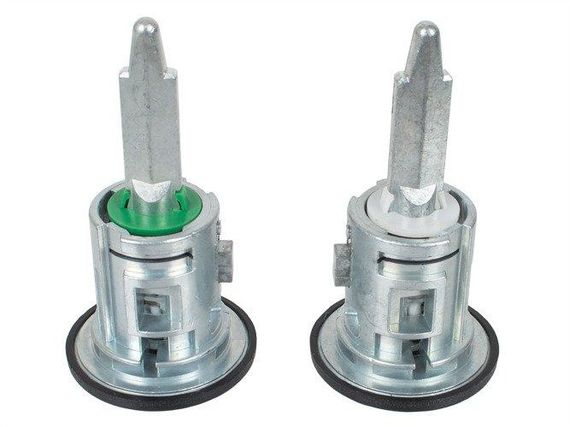 Ford Transit 06- вставки личинки замків передніх дверей L+P 2шт, Форд Транзит | Зображення 1