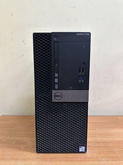 Комп'ютер Dell OptiPlex 7040 Tower / Intel Core i5-6500 (4 ядра по 3.2 -3.6 GHz) / 8 GB DDR4 / no HDD / HD Graphics 530 / 240W / DVD-RW / DisplayPort / HDMI б/в | Зображення 1