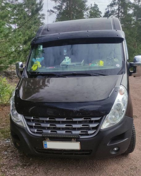 Козирьок на лобове скло V2 (чорний глянець, 5мм) для Opel Movano 2010-2021 рр | Зображення 1