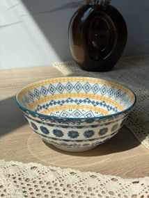 Салатник Olens Тригір'я 102-602-10 18х8 см 900 мл жовтий
