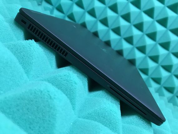 Ультрабук Б-класс Dell Latitude E7470 / 14" (1920x1080) IPS / Intel Core i5-6300U (2 (4) ядра по 2.4 - 3.0 GHz) / 8 GB DDR4 / 256 GB SSD / Intel HD Graphics 520 / WebCam / HDMI / miniDP / Windows 11 б/у | Зображення 6